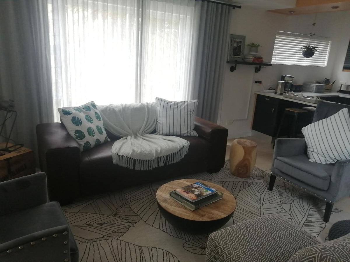 Appartamento Waterfront Estate Self Catering F10 Swakopmund Esterno foto